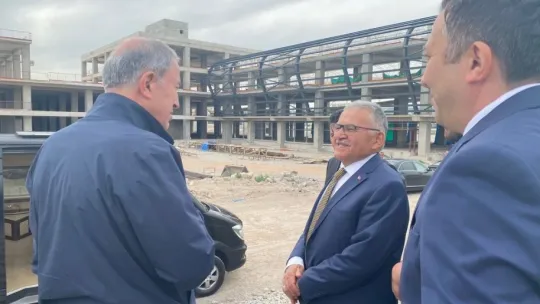 Bakan Akar ile Başkan Büyükkılıç'tan eni havalimanı incelemesi
