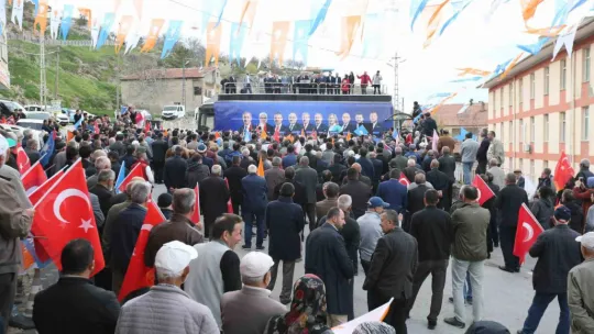 Bakan Akar'a Tomarza ve Bünyan'da coşkulu karşılama