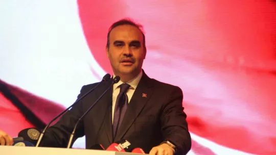 Bakan Kacır: 'Hürjet Kayseri'de üretilecek'
