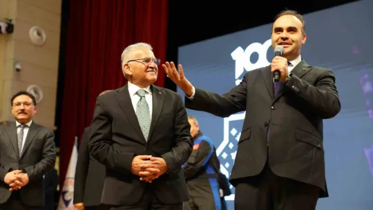 Bakan Kacır'dan Başkan Büyükkılıç'a 'Alper Gezeravcı' teşekkürü