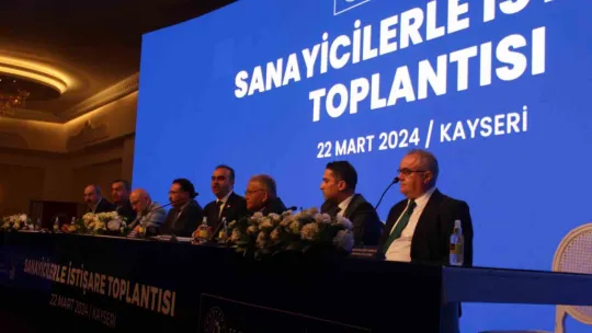 Bakan Kacır, Kayserili sanayicilerle bir araya geldi