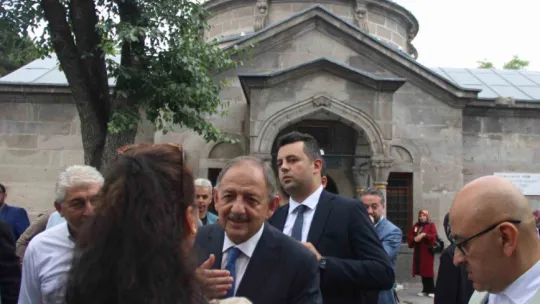 Bakan Özhaseki: Kaldığımız yerden 'bismillah'