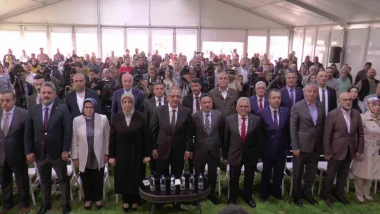 Bakan Özhaseki: 'Bu coğrafyada yaşamanın bedeli güçlü olmak'