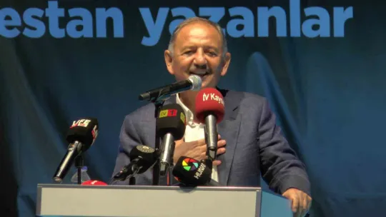 Bakan Özhaseki: 'Darbe girişimine kalkanlar o ağlayan adamın güya rüyada gördüğü sapkınlıklara peşkeş çekerek kendilerinden geçtiler'