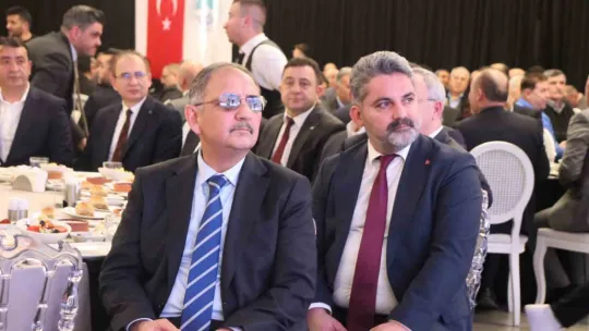Bakan Özhaseki: 'Deprem bölgelerinde 110 bin kişilik bir işçi ordusu var'