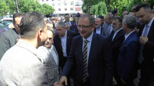 Bakan Özhaseki: 'Gelişiyoruz, büyüyoruz ve bu durum düşmana korku salıyor'