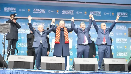 Başkan Büyükılıç'tan Büyük Kayseri Mitingi'nde 'güç ve dayanışma' vurgusu