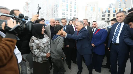 Başkan Büyükkılıç, Ak Parti Teşkilat mensuplarıyla buluştu