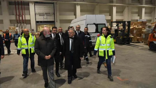 'Deprem bölgesine yardım, bin tıra ulaştı'