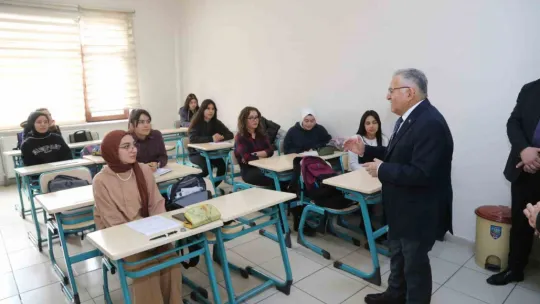 Başkan Büyükkılıç, dijital zehirlenmeye karşı uyardı