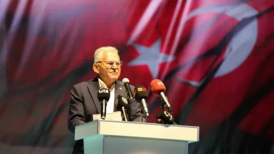 Başkan Büyükkılıç: 'FETÖ darbe girişimi Türk milletinin iman dolu göğsünde söndü'