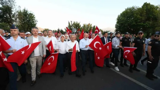 Başkan Büyükkılıç: 'FETÖ darbe girişimi Türk milletinin iman dolu göğsünde söndü'