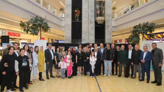 Başkan Büyükkılıç, 'Sağlık hayattır, sanat hayattır' sergisini gezdi