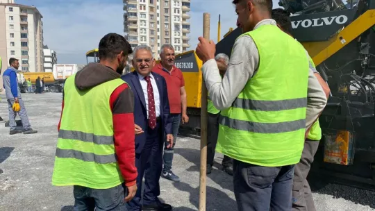 Başkan Büyükkılıç, 20 milyon TL'lik yol yapım çalışmalarını yerinde inceledi
