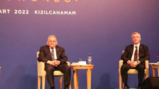 Başkan Büyükkılıç, 200 belediye başkanına kültür sanat açılımını anlattı