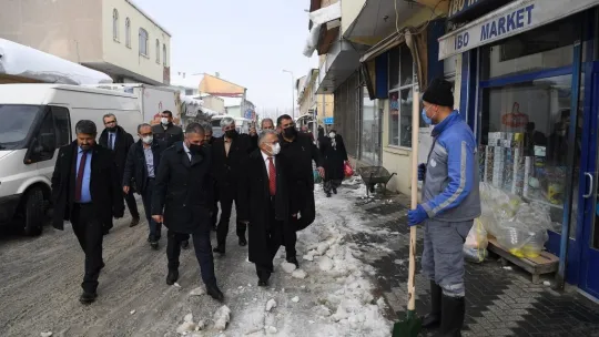 Başkan Büyükkılıç, 2021'de 16 ilçeyi 80 kez ziyaret etti