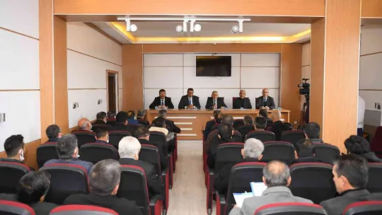 Başkan Büyükkılıç 22 günde 13 ilçede 533 muhtar ile görüştü