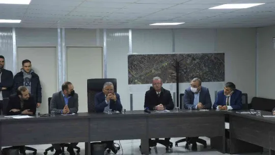 Başkan Büyükkılıç'a 'raylı sistem' brifingi