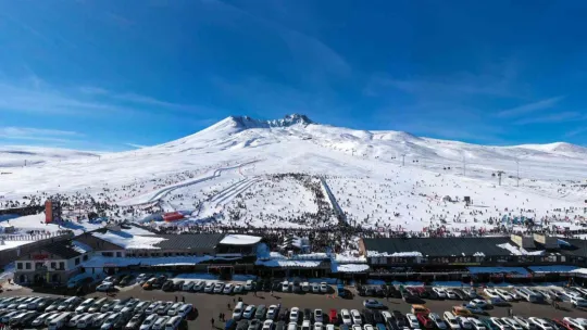 Başkan Büyükkılıç'a Erciyes'e ulaşım teşekkürü