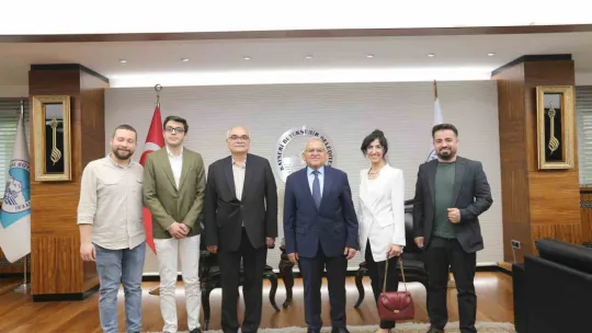 Başkan Büyükkılıç'a garnizon komutanı, STK temsilcileri ve müdürlerden tebrik ziyareti