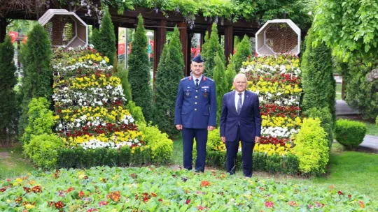 Başkan Büyükkılıç'a garnizon komutanı, STK temsilcileri ve müdürlerden tebrik ziyareti