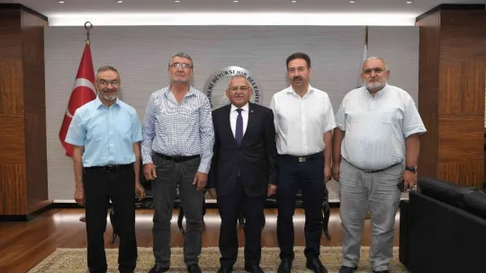 Başkan Büyükkılıç'a Hacılar Belediye Başkanı Özdoğan ve STK'lardan ziyaret