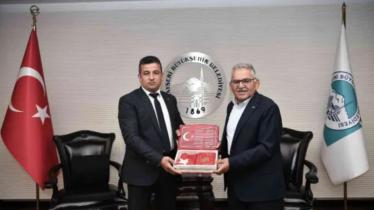 Başkan Büyükkılıç'a ziyaretçi akını