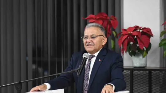 Başkan Büyükkılıç, AK Parti Kayseri İl Kadın Kolları yönetimiyle buluştu