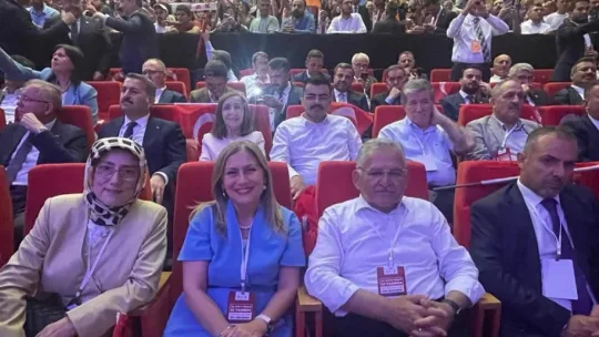 Başkan Büyükkılıç, AK Parti'nin 22. kuruluş yıl dönümü programına katıldı
