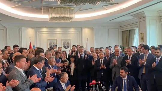 Başkan Büyükkılıç, Bakan Özhaseki'nin devir teslim törenine katıldı