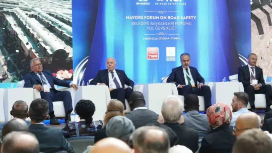 Başkan Büyükkılıç, Birleşmiş Milletler Habitat Zirvesi'nde konuştu