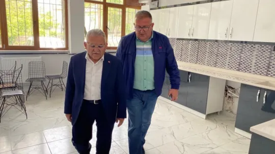 Başkan Büyükkılıç, Bünyan'da yapımı tamamlanan kadın kooperatifi binasını inceledi
