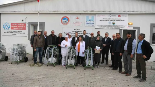 Başkan Büyükkılıç, Büyükşehir'in desteklediği Süt Sağma Makinesi Dağıtım Töreni'ne katıldı
