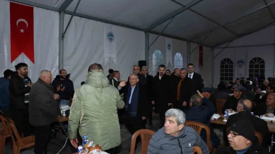 Başkan Büyükkılıç büyükşehirin iftar sofrasını ziyaret etti