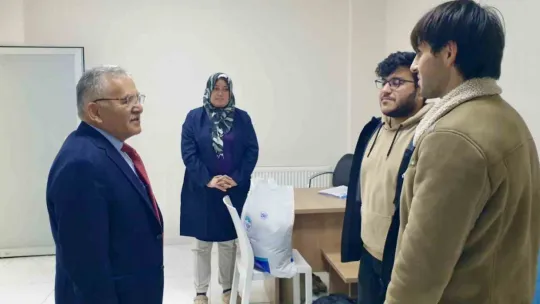 Başkan Büyükkılıç, Çamaşır Yıkama Merkezi'nde incelemelerde bulundu