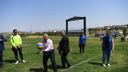 Başkan Büyükkılıç çocukluk günlerini yeniden yaşadı