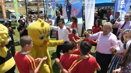 Başkan Büyükkılıç çocukluk günlerini yeniden yaşadı
