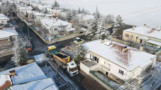Başkan Büyükkılıç, Develi'nin en büyük mahallesinin 30 yıllık altyapı sorununu çözdü
