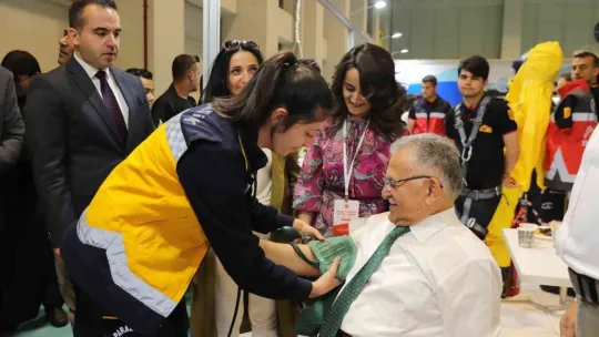 Başkan Büyükkılıç Devlet Teşvik Tanıtım Günleri'nde öğrencilerle buluştu
