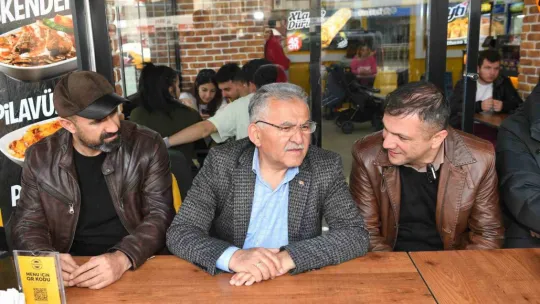 Başkan Büyükkılıç, Düvenönü esnafı ile buluştu