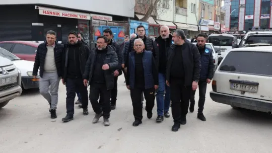Başkan Büyükkılıç, Elbistan Kayseri Çarşısı'nda incelemelerde bulundu