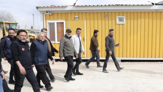 Başkan Büyükkılıç, Elbistan Kayseri Çarşısı'nda incelemelerde bulundu