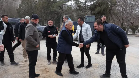 Başkan Büyükkılıç, Elbistan Kayseri Çarşısı'nda incelemelerde bulundu