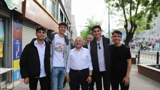 Başkan Büyükkılıç, esnaf ve vatandaşlarla buluştu