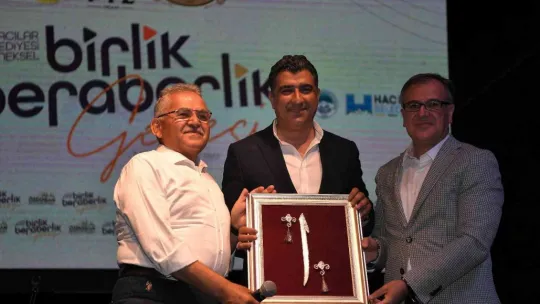 Başkan Büyükkılıç, Hacılar'da Birlik ve Beraberlik Gecesi'ne Katıldı