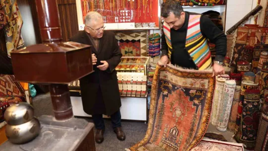 Başkan Büyükkılıç Hisarcık ve Erciyes Esnafı ile Buluştu
