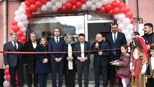 Başkan Büyükkılıç İle Vali Çiçek'ten Sarıoğlan'a 'yatırım' çıkarması
