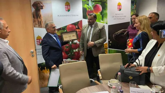 Başkan Büyükkılıç'ın Macaristan temasları sürüyor