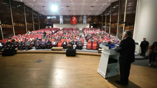 İslam Tarihçisi M.Asım Köksal'ın hatırası yadedildi