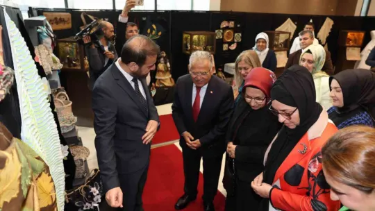KAYMEK'ten 'Sanat İle Dönüştürüyoruz Sergisi
